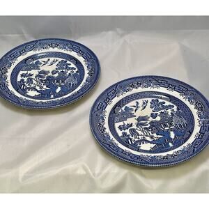 Churchill Willow 8 inch Luncheon Plates - Blue Willow X2